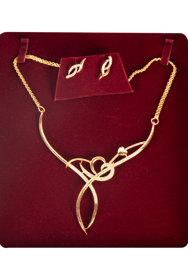 WOMEN’S NECKLACE
